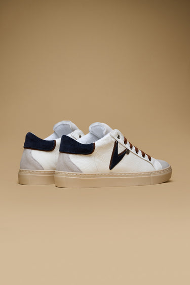 OLYMPIC V - Sneakers a suola bassa in pelle martellata con inserto e retro Bicolor Blu e Moro