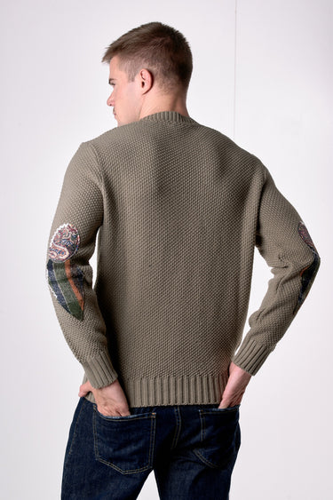 Maglione Girocollo punto riso Tortora con Toppe Patchwork Ricamate con Tessuti V2