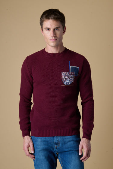 Maglione Girocollo Occhio di Pernice Bordeaux con taschino ricamato in tessuto V2