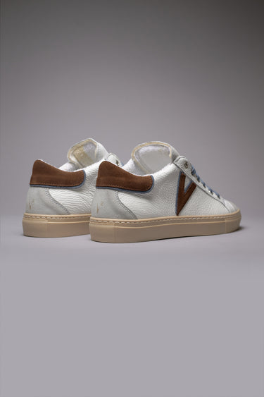 OLYMPIC V - Low-top sneakers in hammered leather with two-tone insert and back in dark brown and jeans