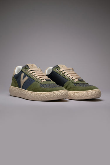 ATENA - Sneakers a suola bassa in pelle scamosciata Verde Militare con inserti in tessuto V2