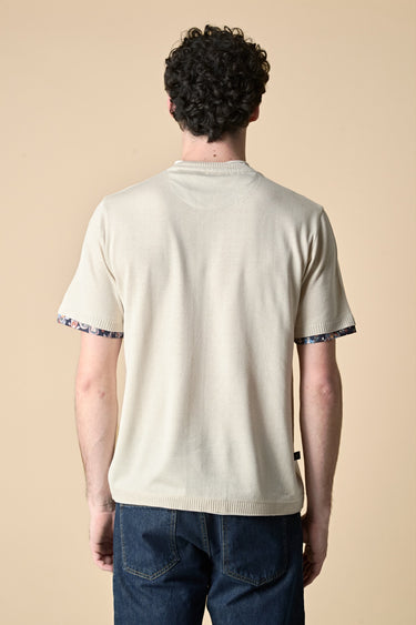 Sand knit crew neck T-shirt with raw cut collar and V2 fabric details