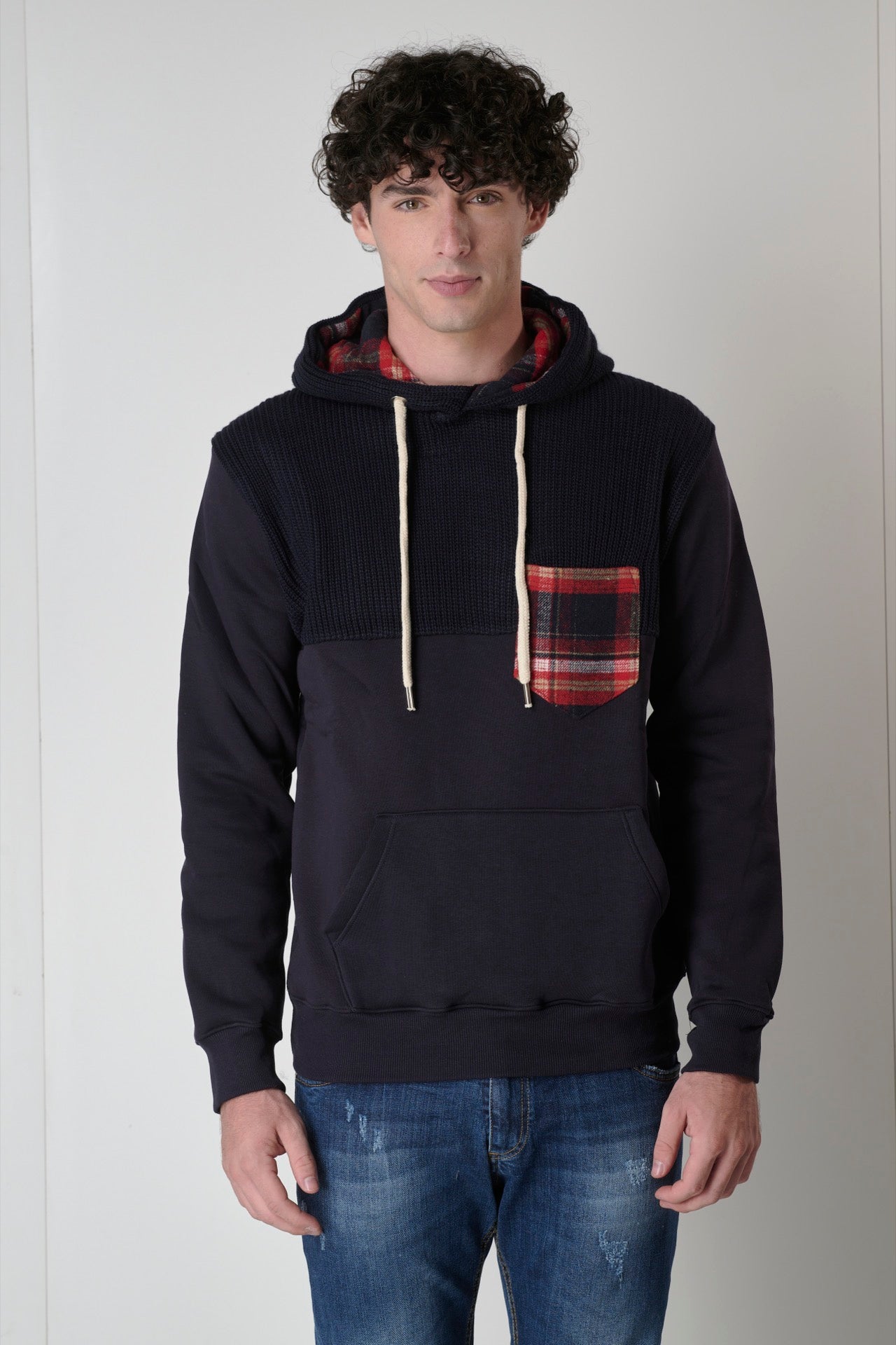 Blue hooded sweatshirt with knitwear inlays and V2 fabric pocket