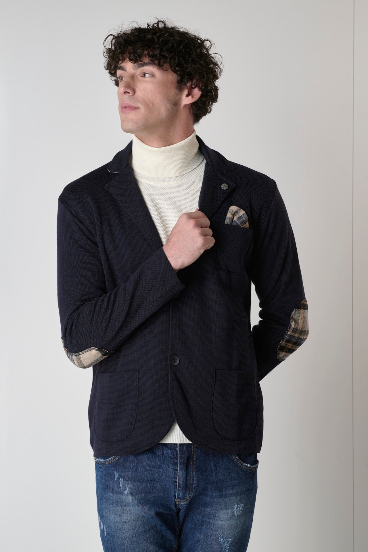 Blue single-breasted jacket with patches, inner collar and pocket square in V2 fabric