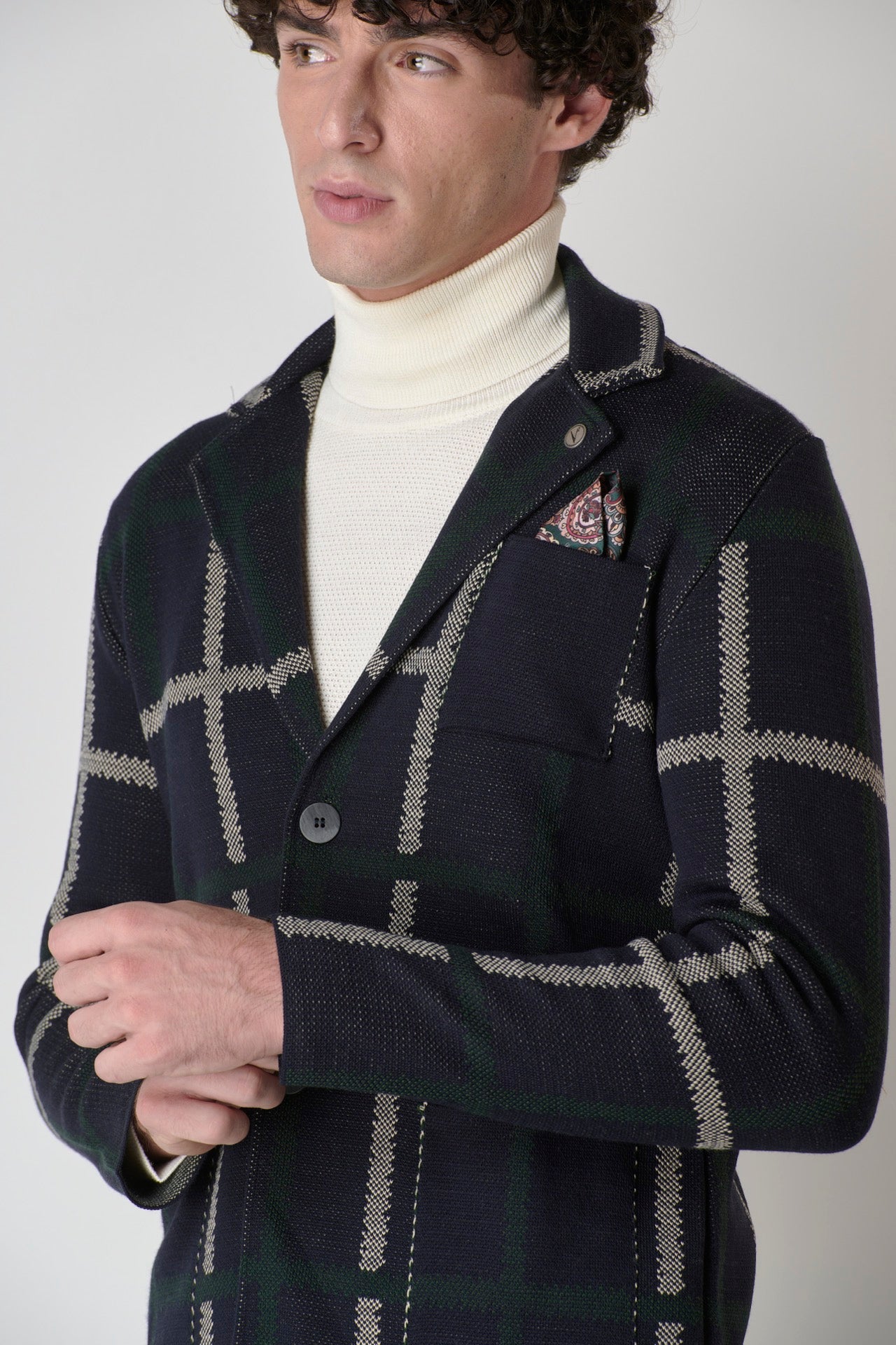 Blue Scottish Single-Breasted Jacket with V2 fabric pocket square