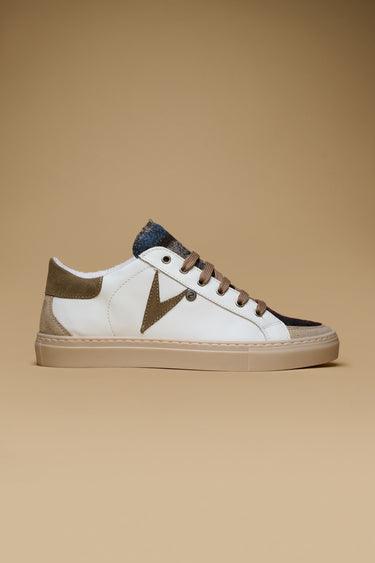 OLYMPIC - Low-top sneakers with a retro white sole and dove grey suede insert with a fabric tongue