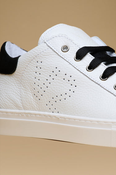 TENNIS - Sneakers a suola bassa Bianca con retro e lacci Nero