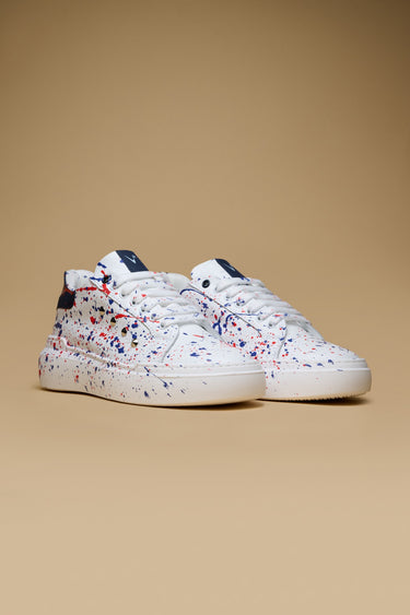 VEGAS - Sneakers a suola alta retro Blu con borchie e schizzi di vernice