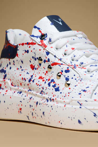 VEGAS - Sneakers a suola alta retro Blu con borchie e schizzi di vernice