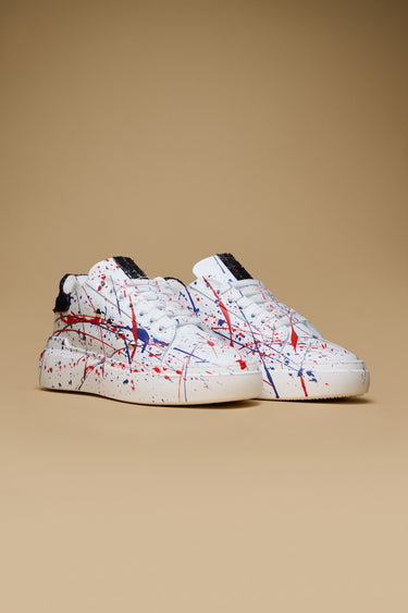 VEGAS - Retro high-sole sneakers in Blue Scottish plaid with studs and paint splashes