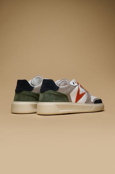 SUPERSTAR - Sneakers a suola alta Bianca con inserti Blu, Vede Militare e Arancio