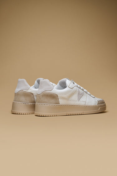 COLLEGE - Sneakers Bianca con retro e inserto scamosciato Bianco