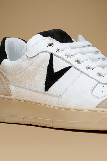 COLLEGE - Sneakers Bianca con retro e inserto scamosciato Nero