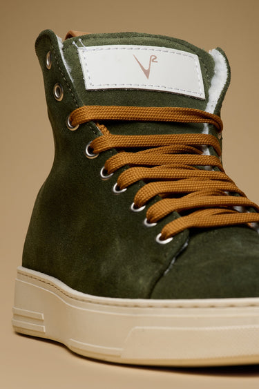 TEDDY - Stivaletto in pelle scamosciata Verde Militare e lacci Cuoio