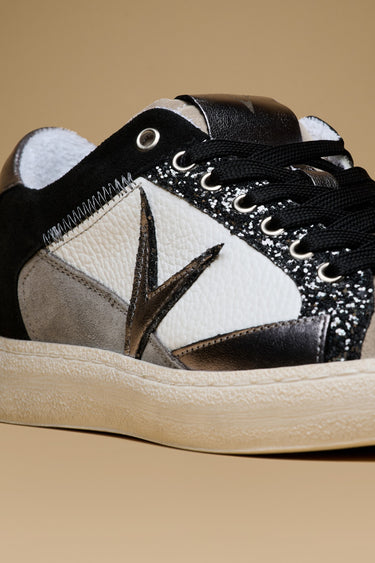PABLITO - Sneakers Nera con inserti Grigio e Silver
