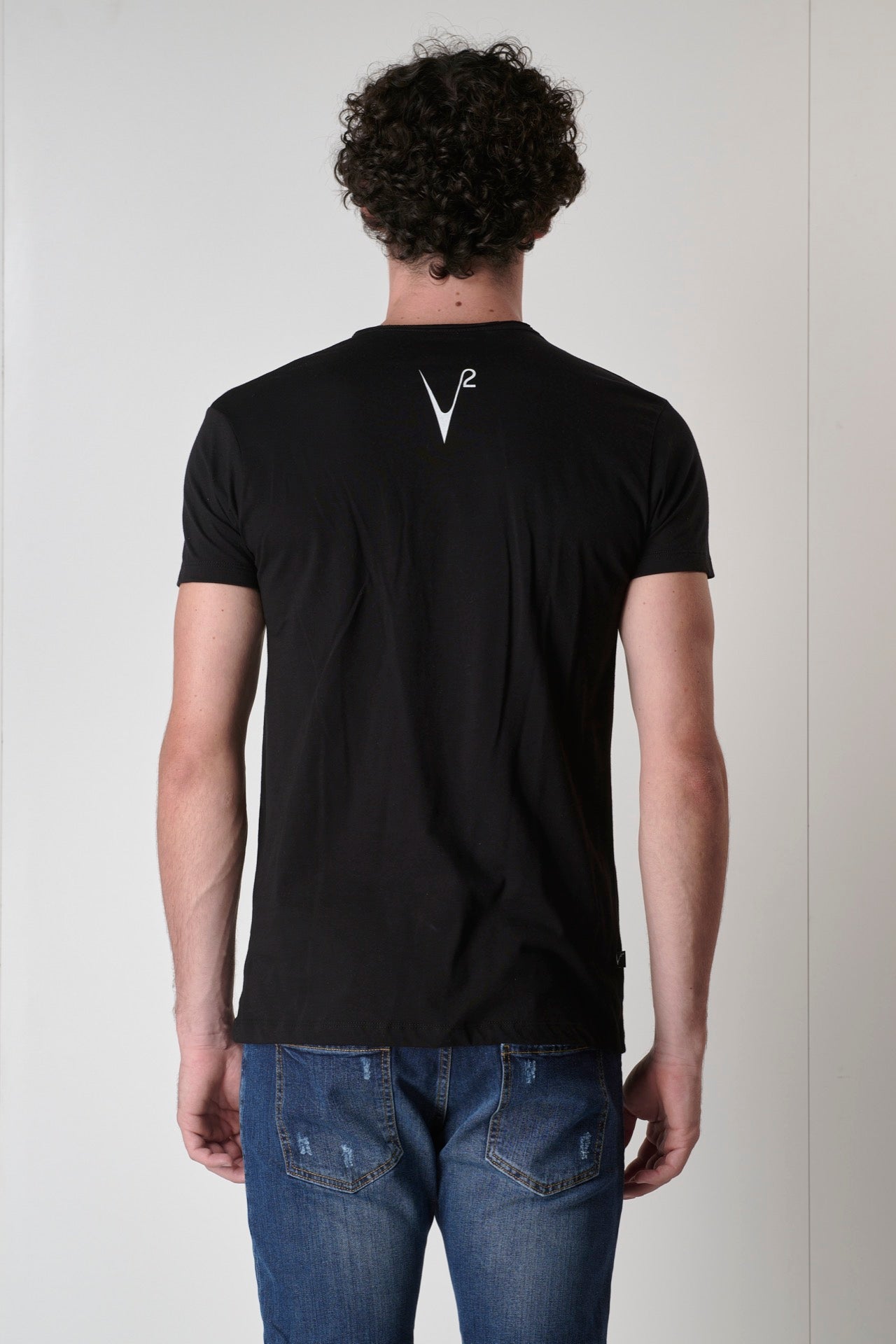 T-Shirt Nera con taschino in tessuto V2