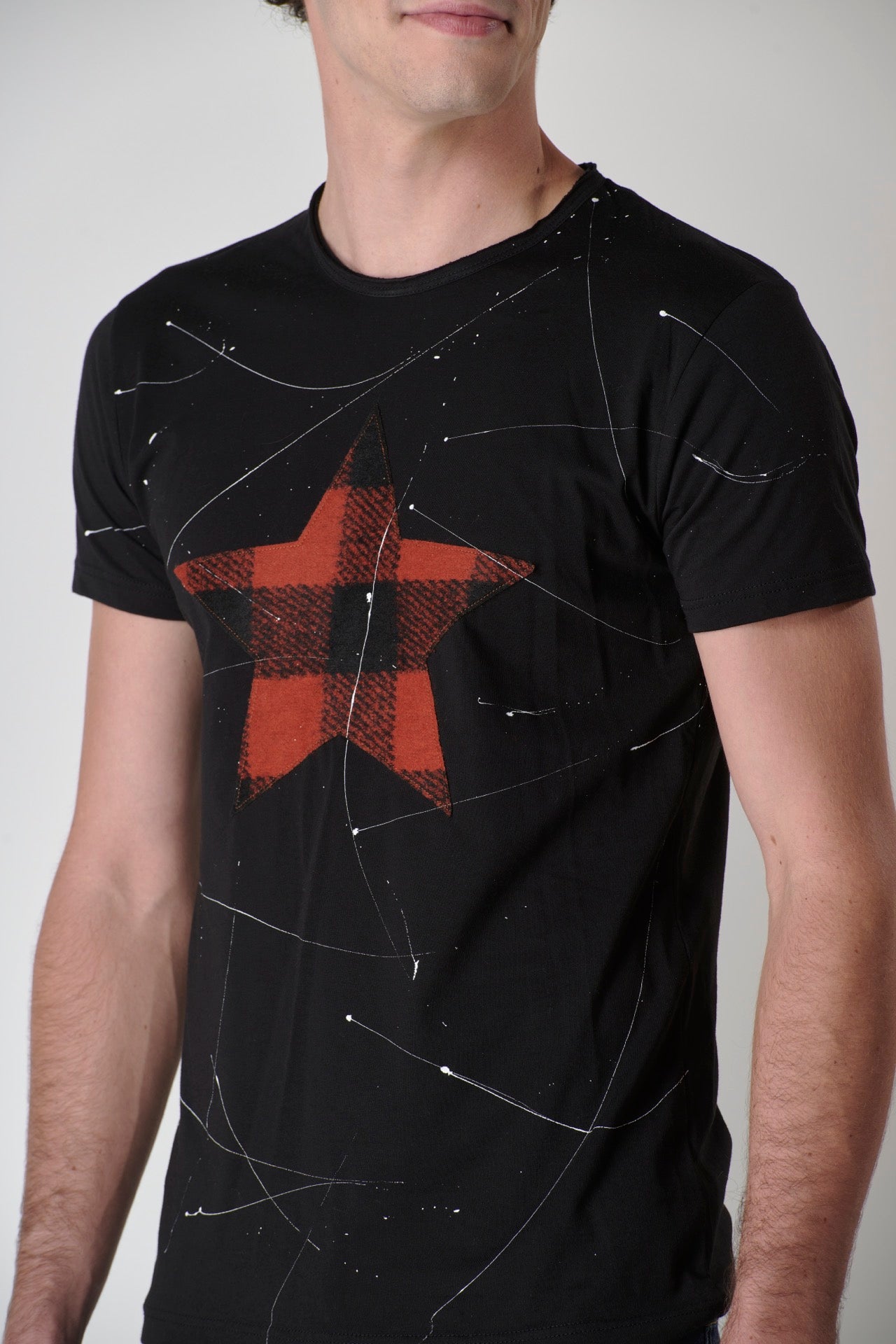Black T-Shirt with Star in V2 fabric and splashes of paint