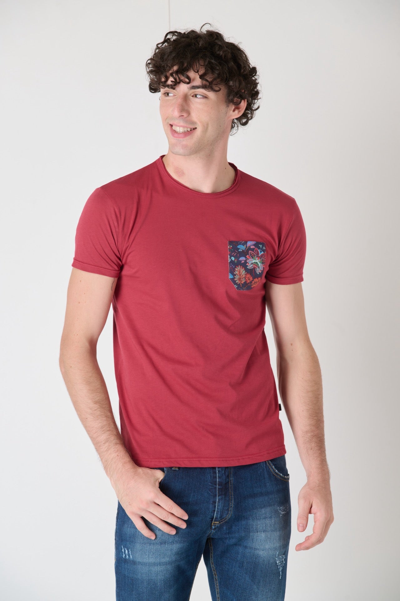 T-Shirt Bordeaux con taschino in Tessuto V2