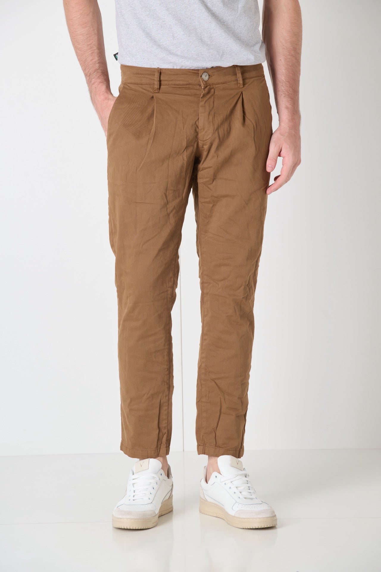 ROME - Cotton chino with pleats Camel