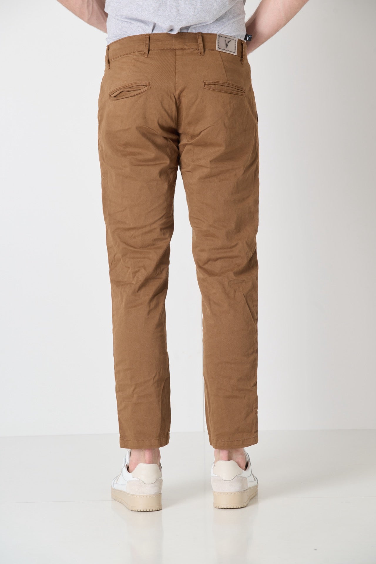 ROME - Cotton chino with pleats Camel