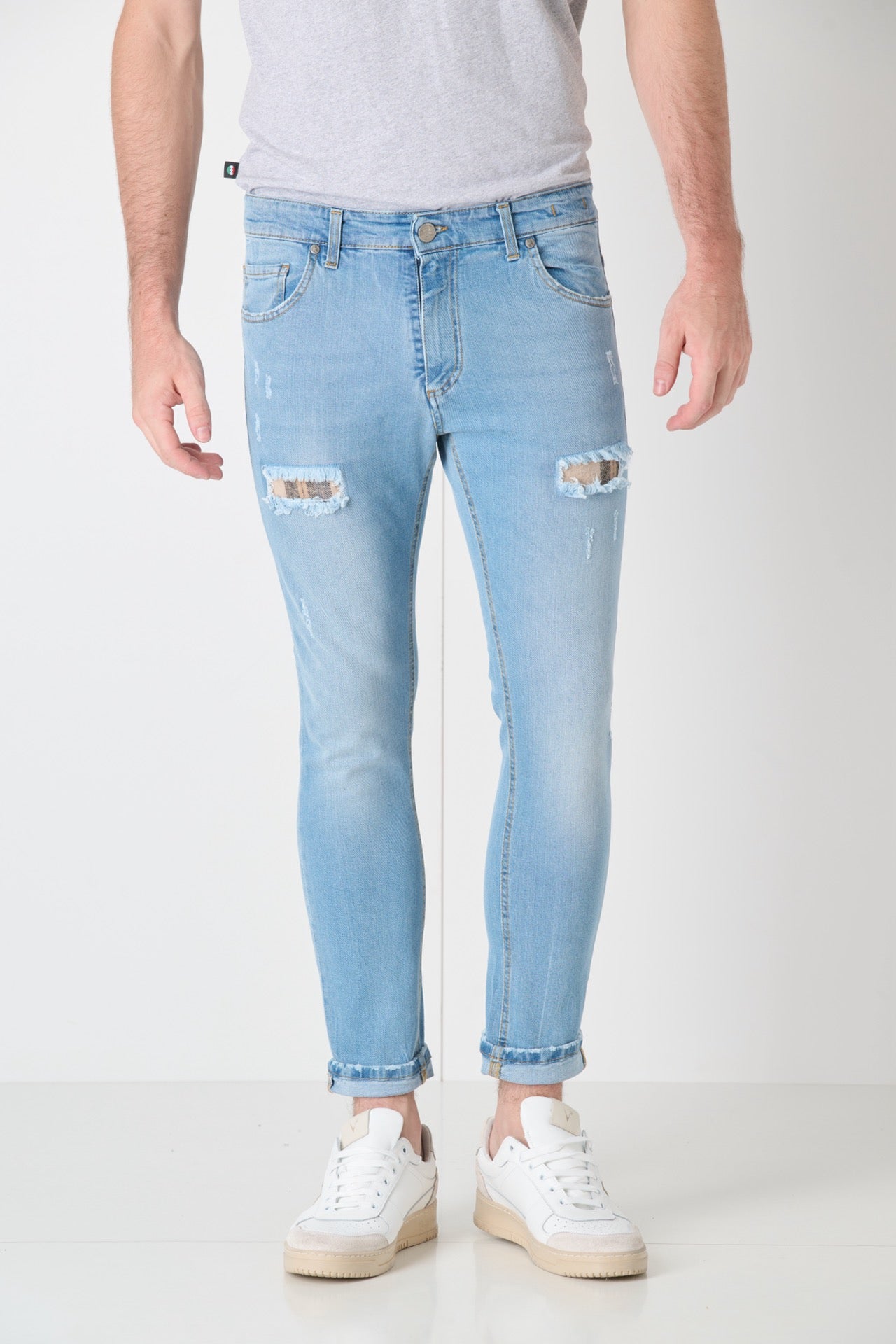 LONDON - Jeans Slim Fit - Azzurro con doppia Patch frontale e tasca in tessuto V2