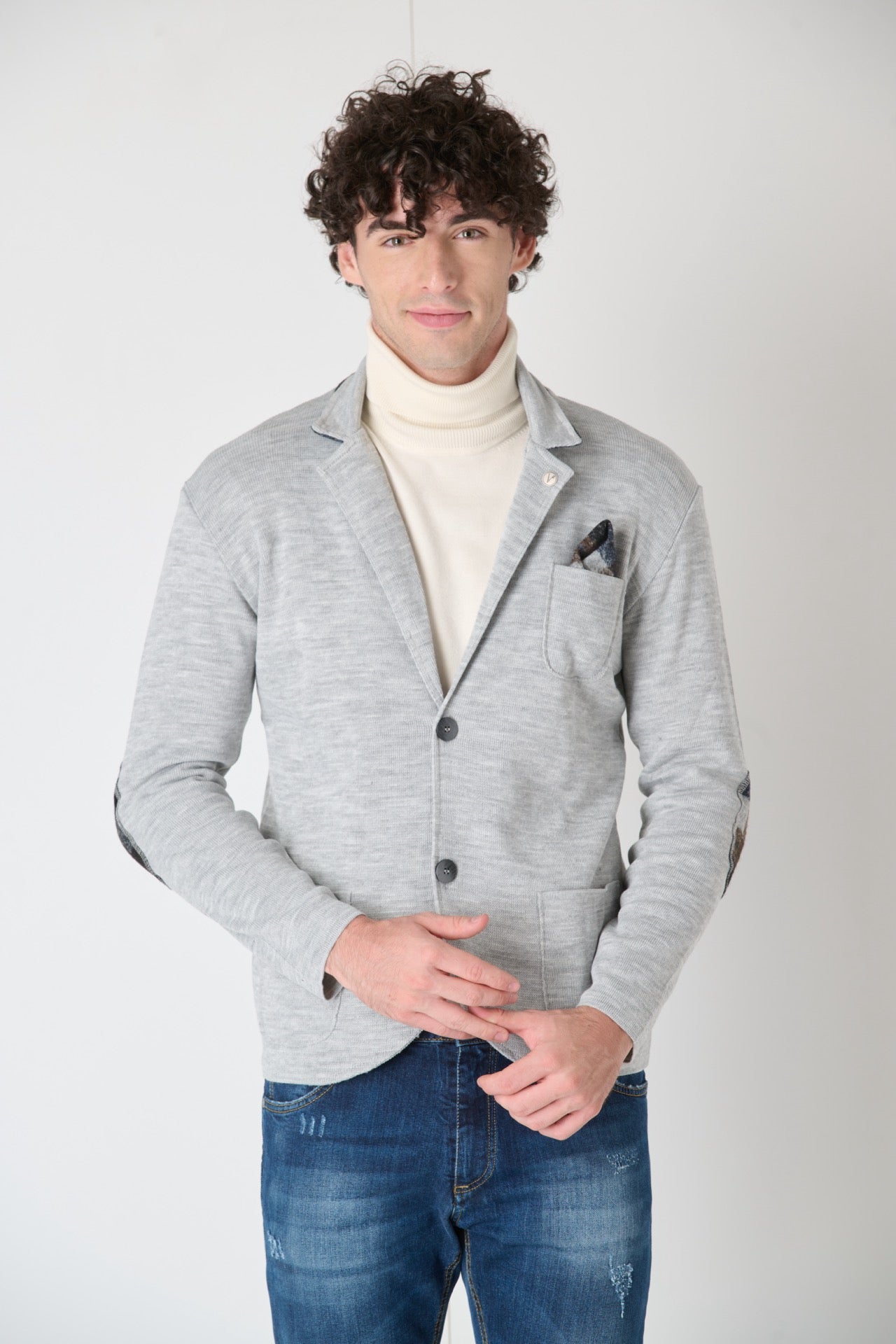 Single-breasted plain knit jacket with patches, inner collar and pocket square in V2 Pearl Grey fabric