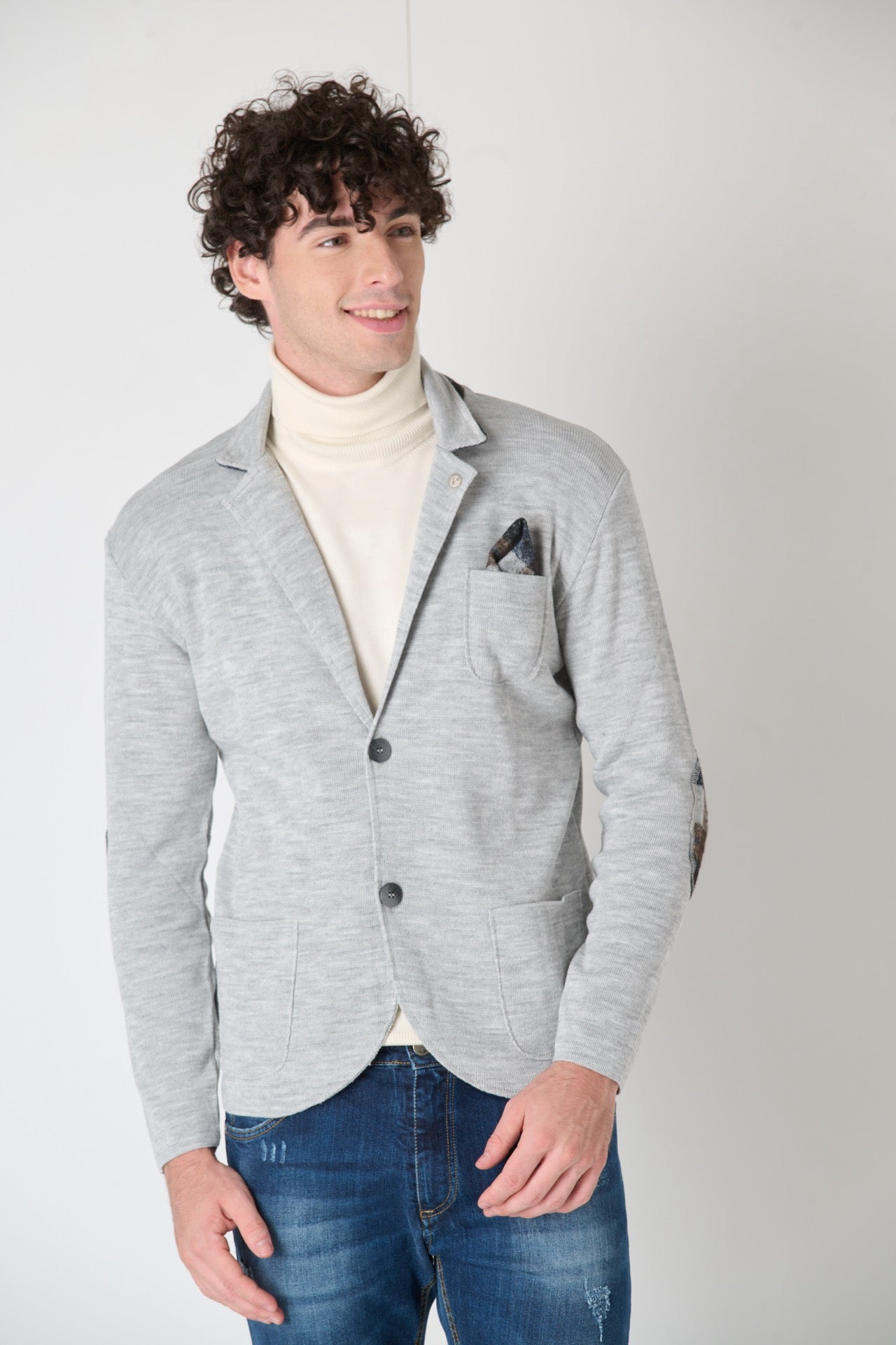 Single-breasted plain knit jacket with patches, inner collar and pocket square in V2 Pearl Grey fabric