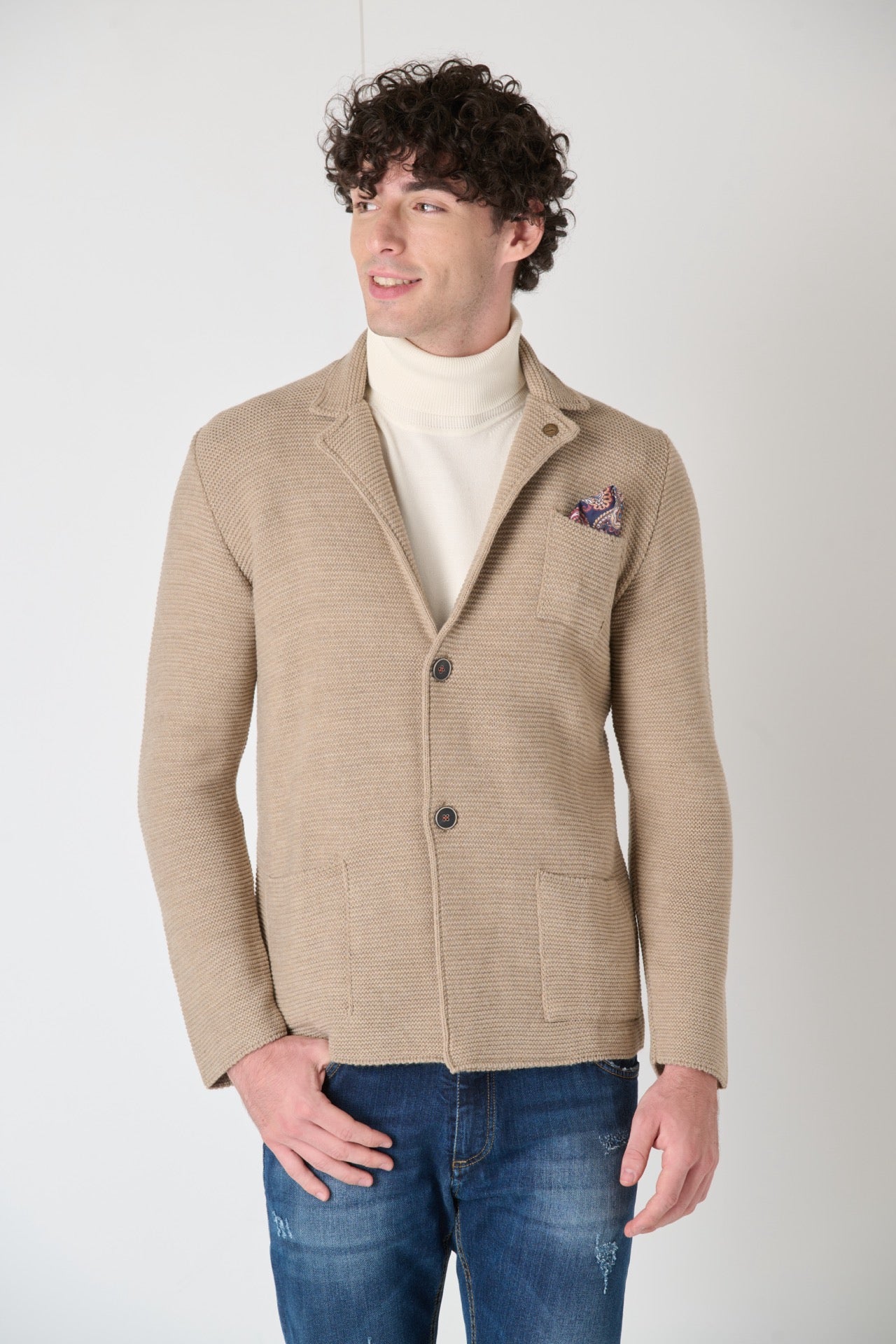 Single-breasted Links knitted jacket with inner collar and pocket square in V2 Tortora fabric