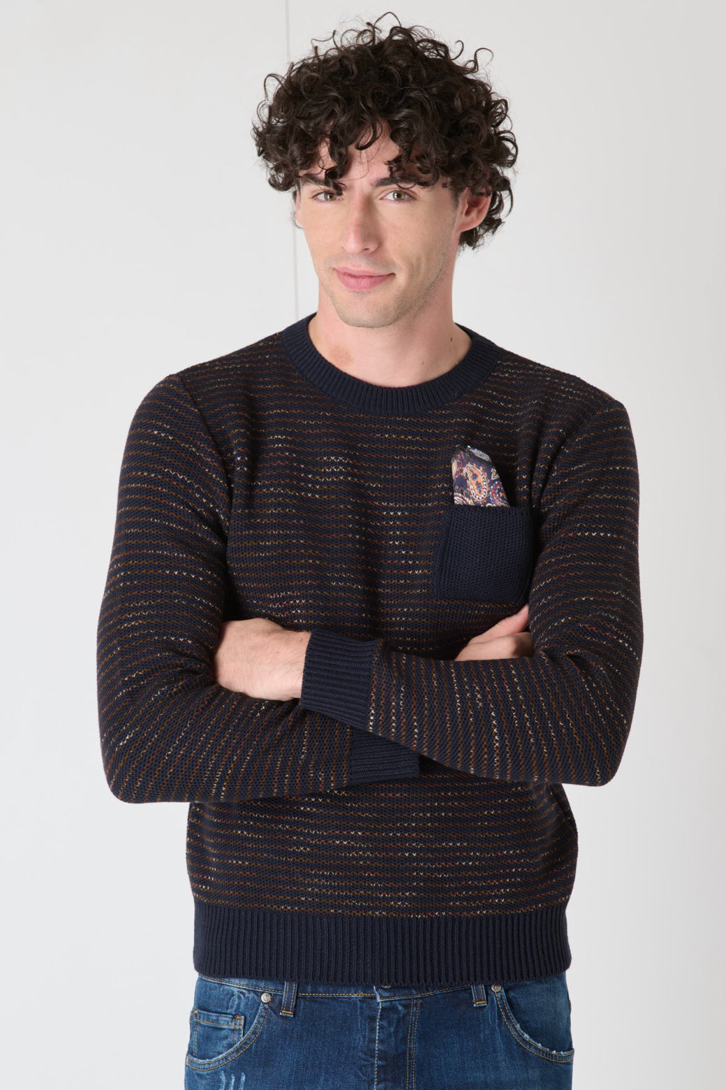 Bicolor Partridge Eye Crewneck Sweater with Pocket and Fabric Pouch V2