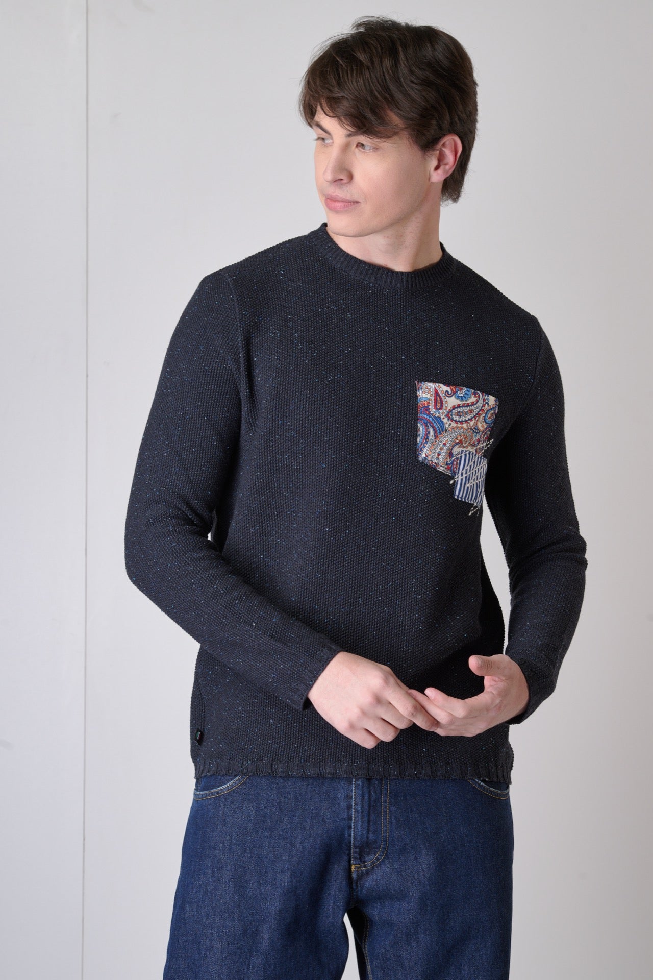 Blue 3D buttoned sweater with embroidered patch pocket in V2 fabric