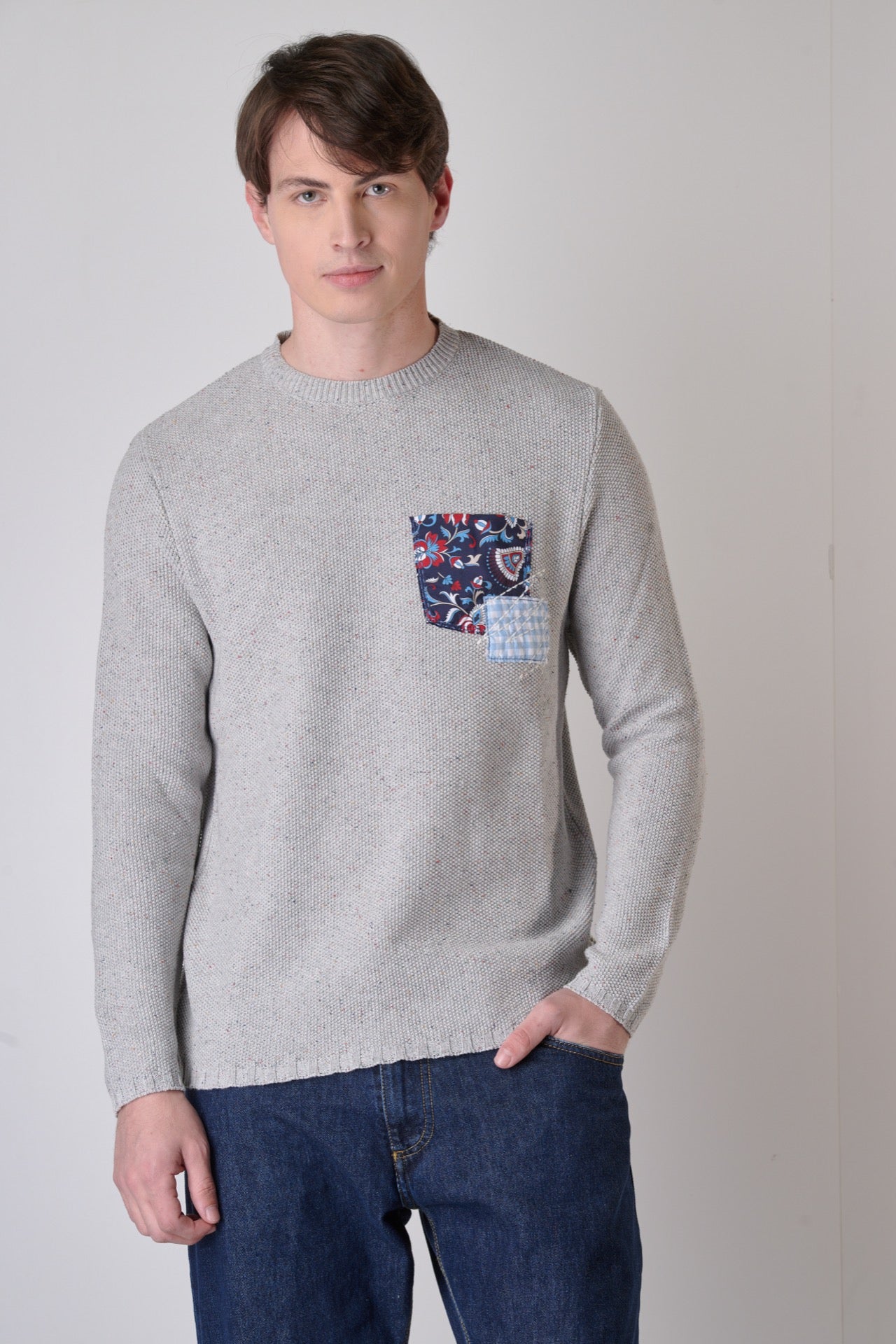 Gray 3D buttoned sweater with embroidered patch pocket in V2 fabric