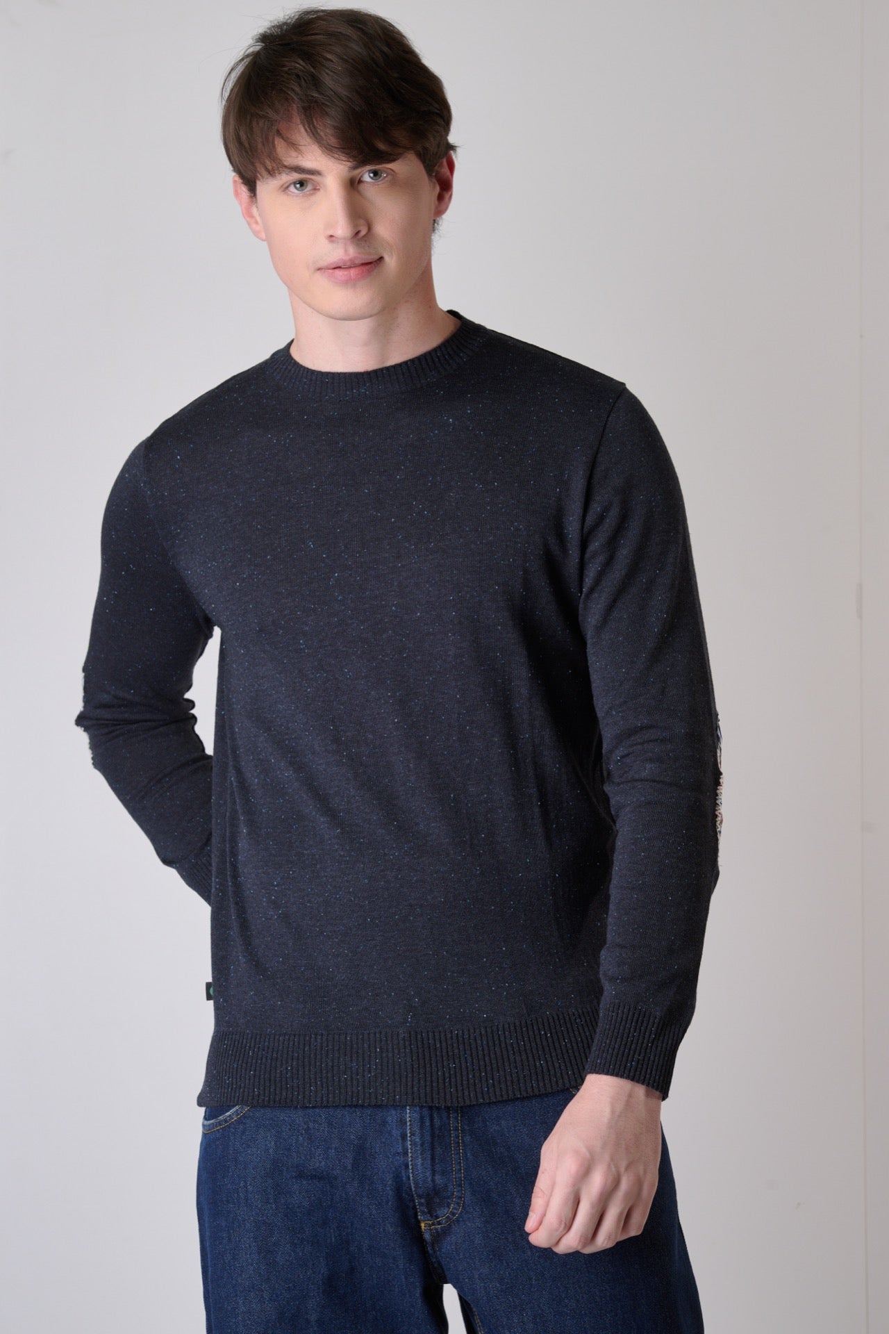 Blue Tweed sweater with embroidered patches in V2 fabric