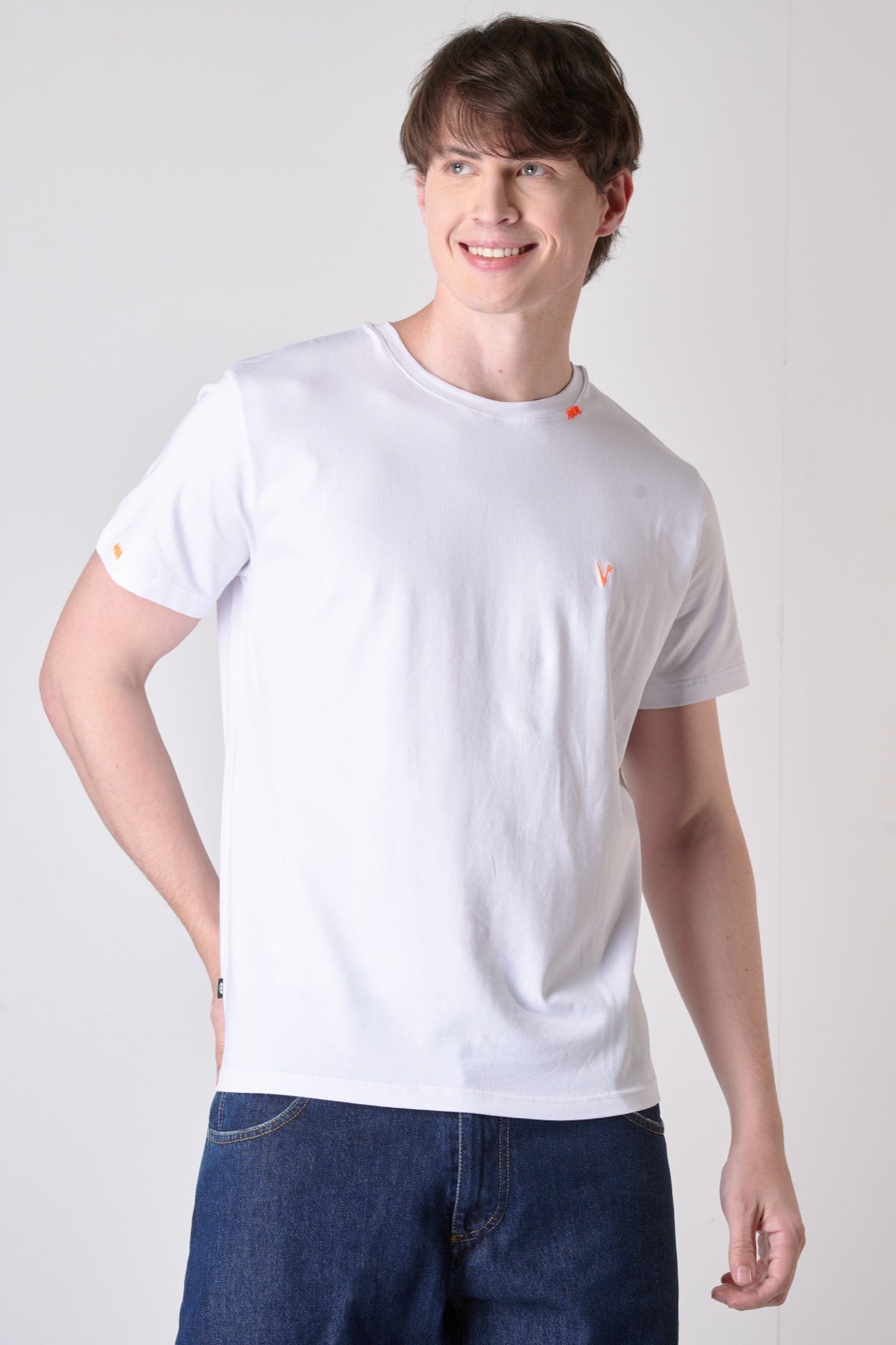 White T-Shirt with fluorescent contrasts and V2 embroidery
