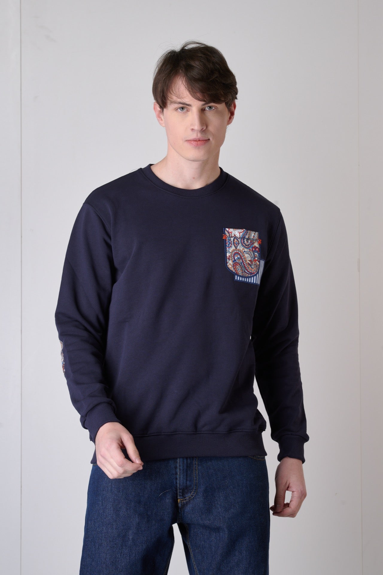 Blue Crew-neck Sweatshirt with Pocket and Patches in V2 fabric