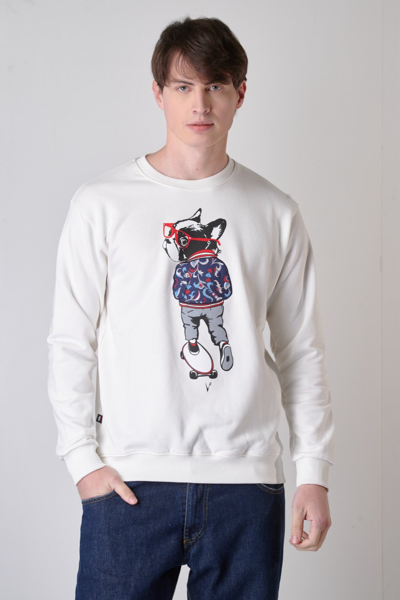 Cream crew-neck sweatshirt with Bulldog print and V2 Paisley Blue fabric insert