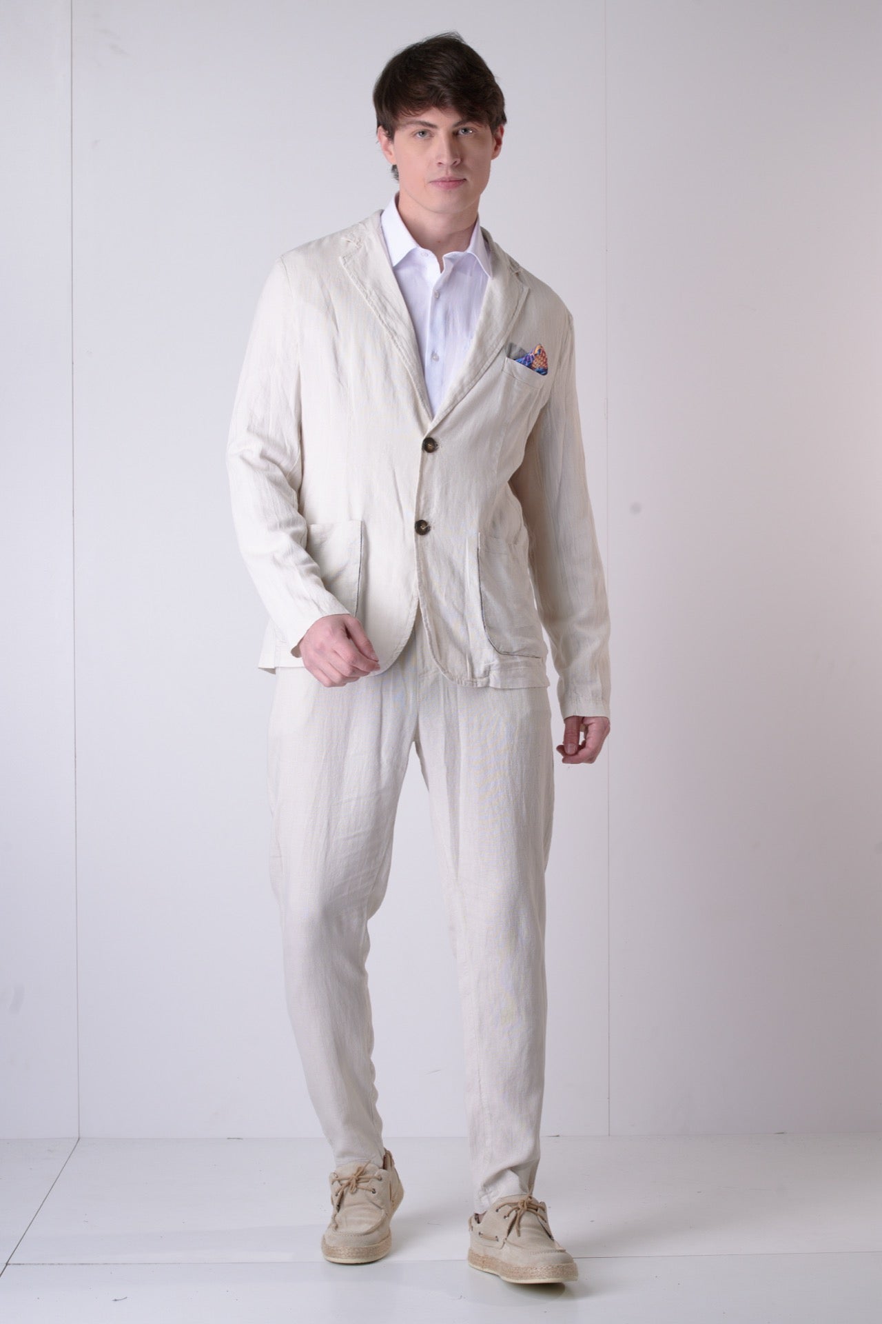 Tailored trousers in Sabbia linen with elastic and interior in V2 fabric