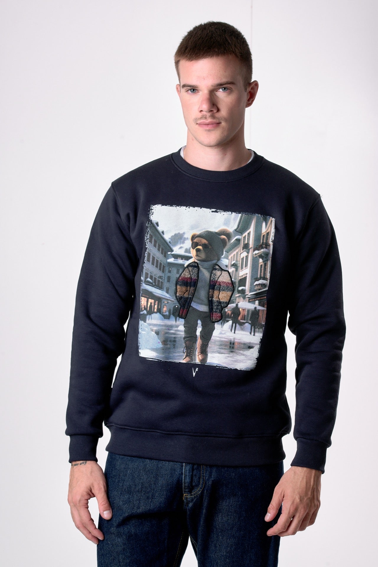 Felpa Girocollo Blu con stampa Teddy e ricamo in tessuto V2