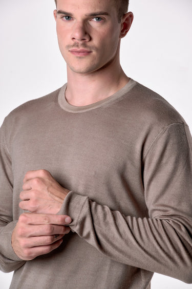 Maglione Girocollo in pura lana extrafine Merino Cardata tinto capo Sabbia