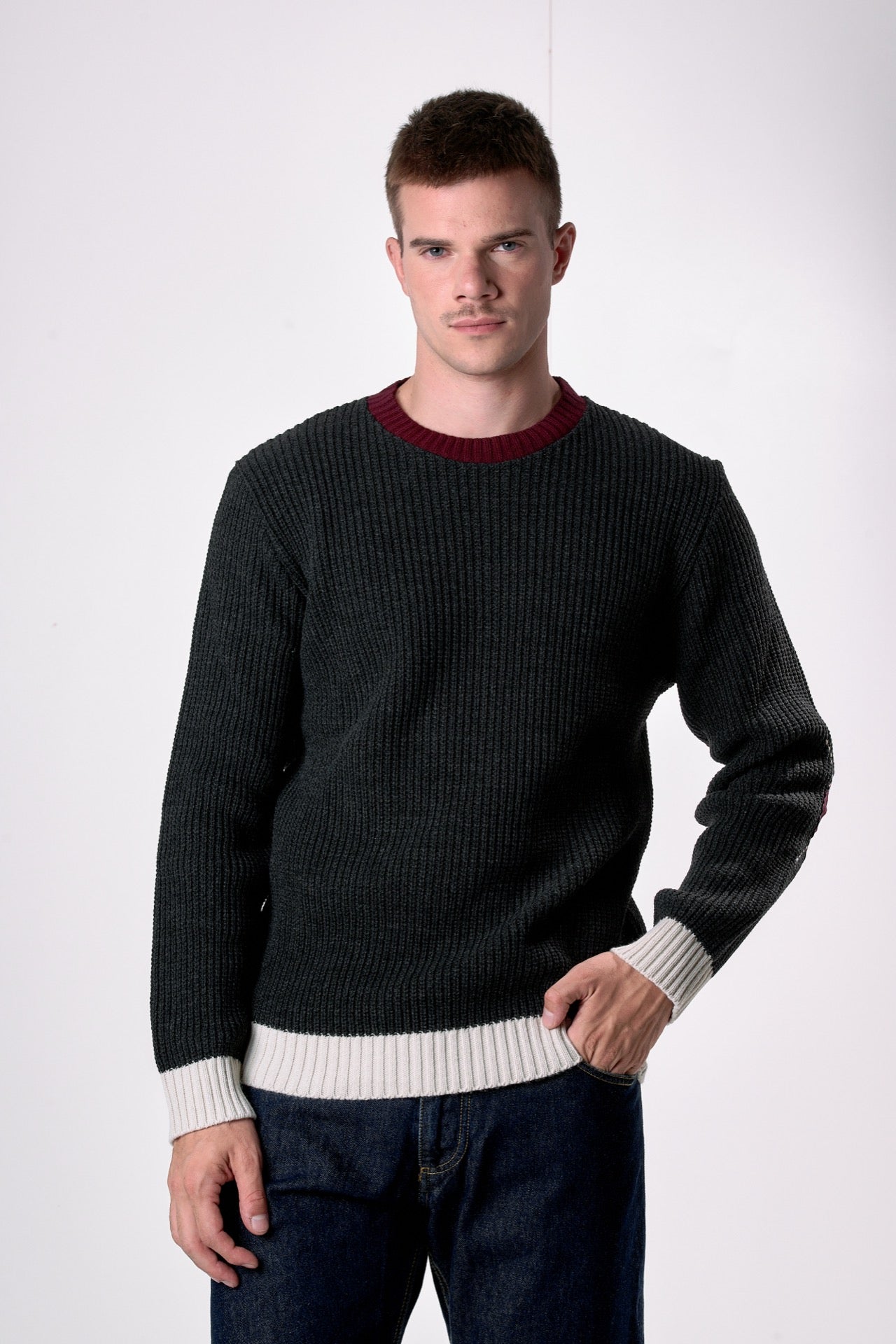 Maglione Girocollo Maglia Inglese tre colori con toppe scamosciate