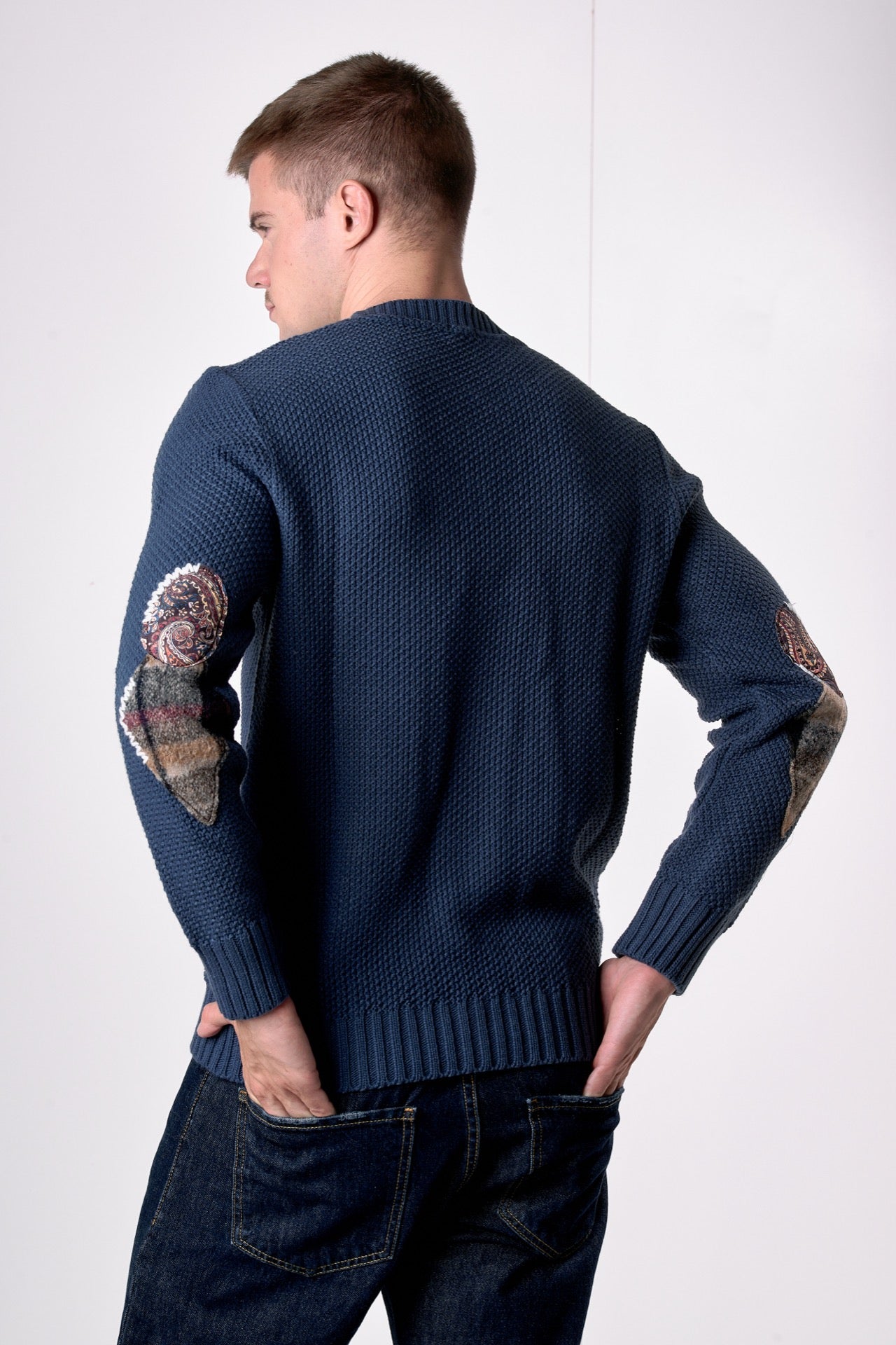 Maglione Girocollo punto riso Jeans con Toppe Patchwork Ricamate con Tessuti V2