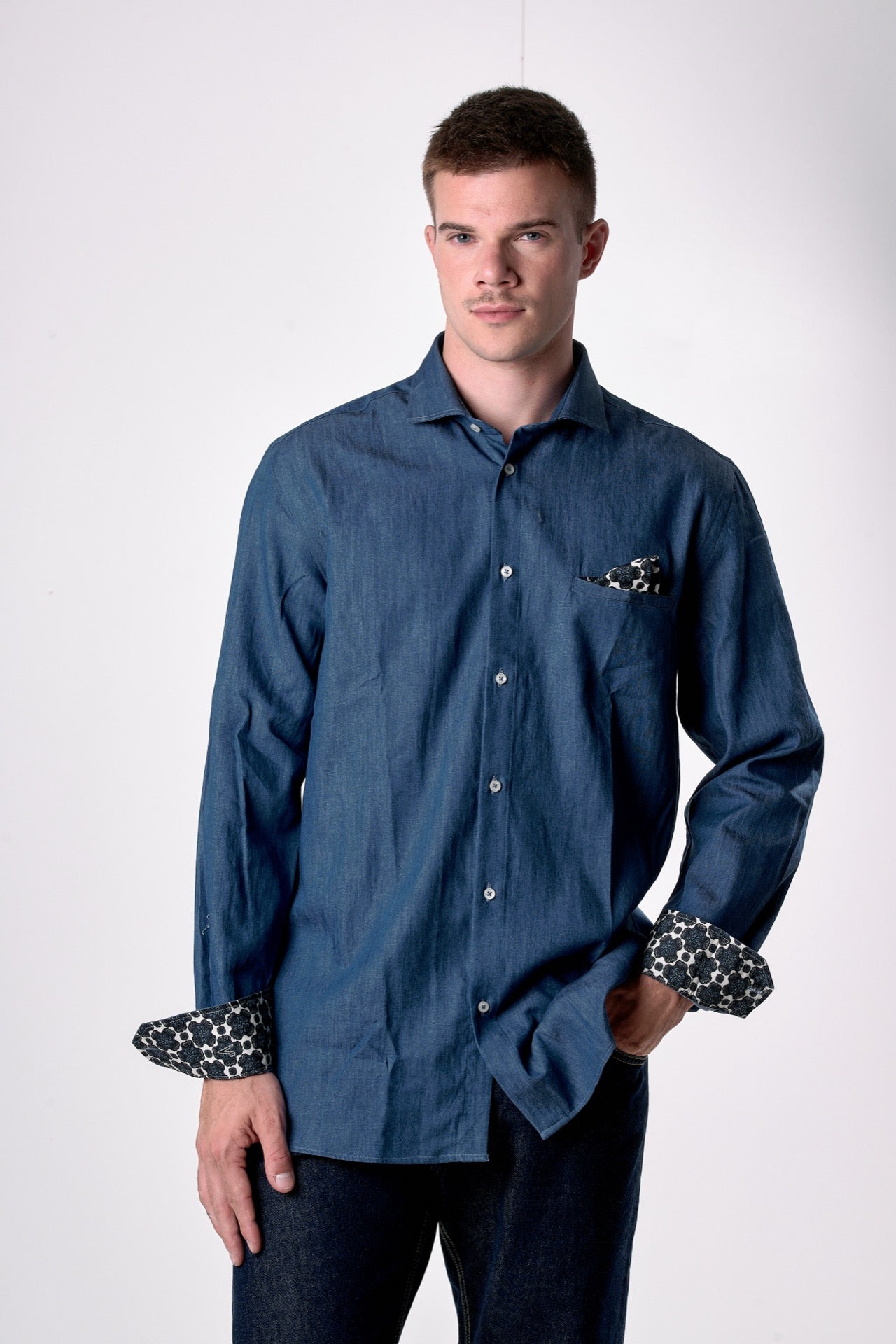 Camicia Jeans con pochette e dettagli in tessuto V2