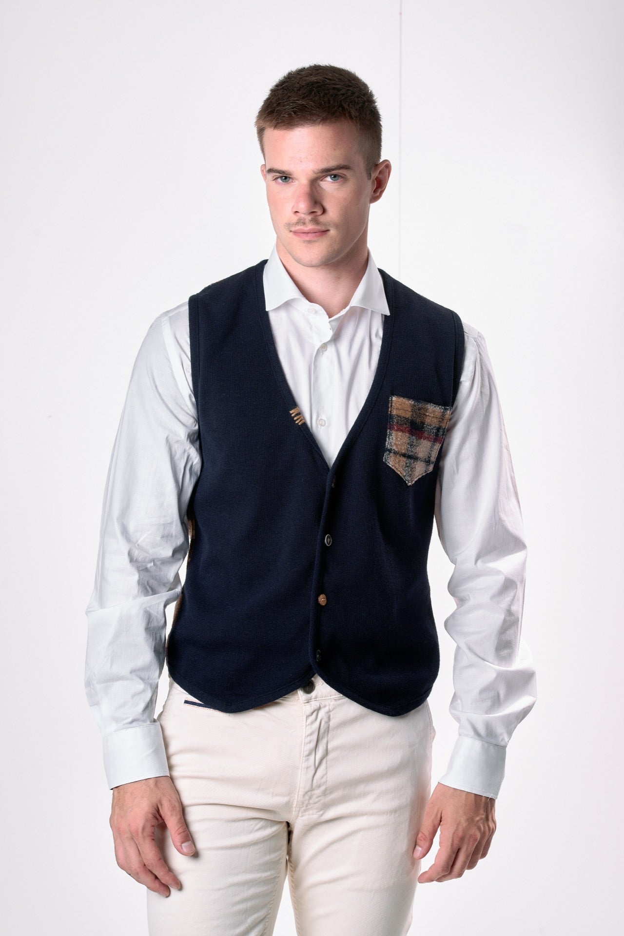 Gilet monopetto Blu con retro e taschino in tessuto V2