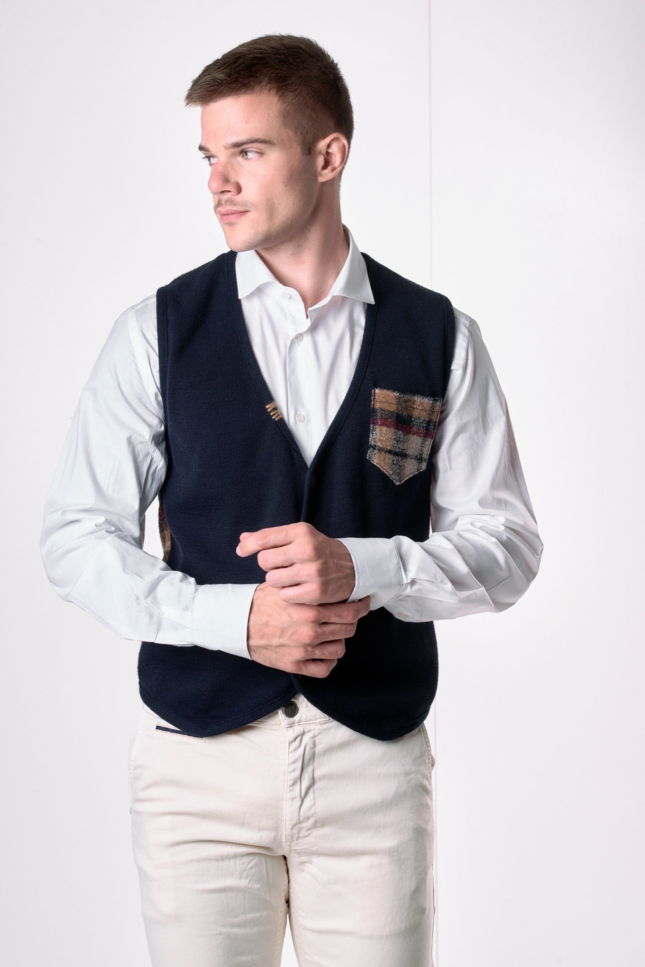 Gilet monopetto Blu con retro e taschino in tessuto V2