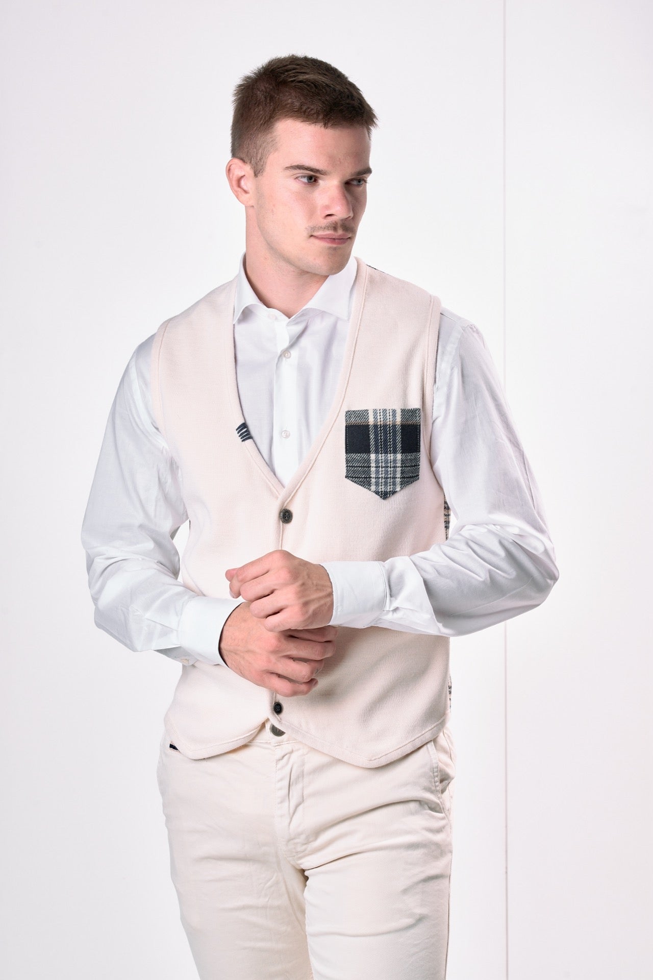 Gilet monopetto Burro con retro e taschino in tessuto V2