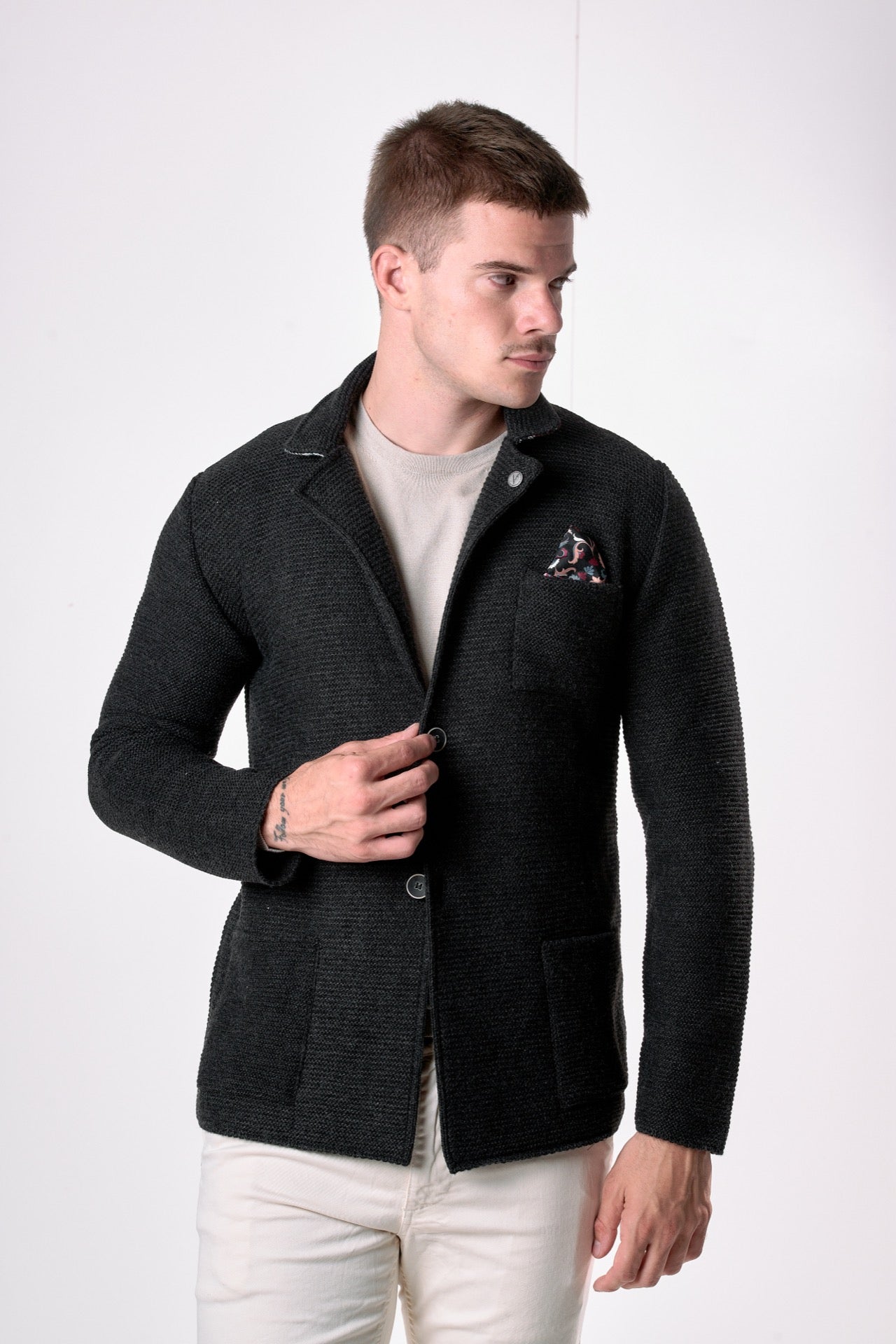 Giacca Monopetto Links Grigio Antracite con interno collo e pochette in tessuto V2