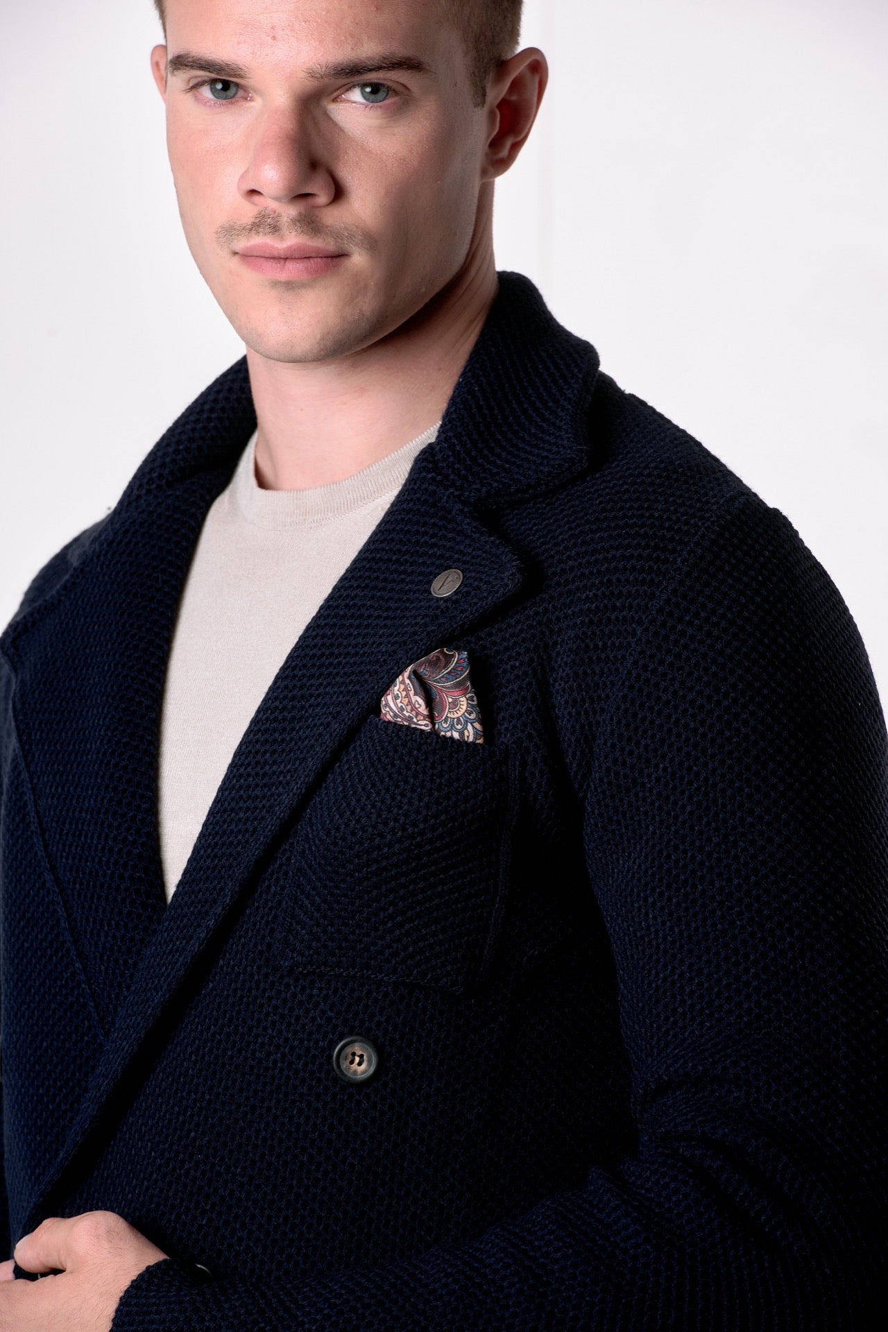 Giacca Doppiopetto Occhio di Pernice Blu con pochette in tessuto V2