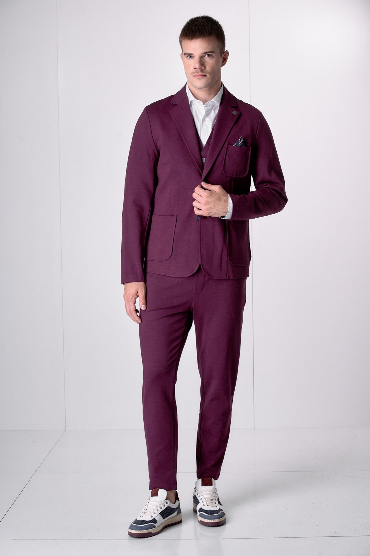 Giacca Monopetto Sartoriale Bordeaux con interni e pochette in tessuto V2