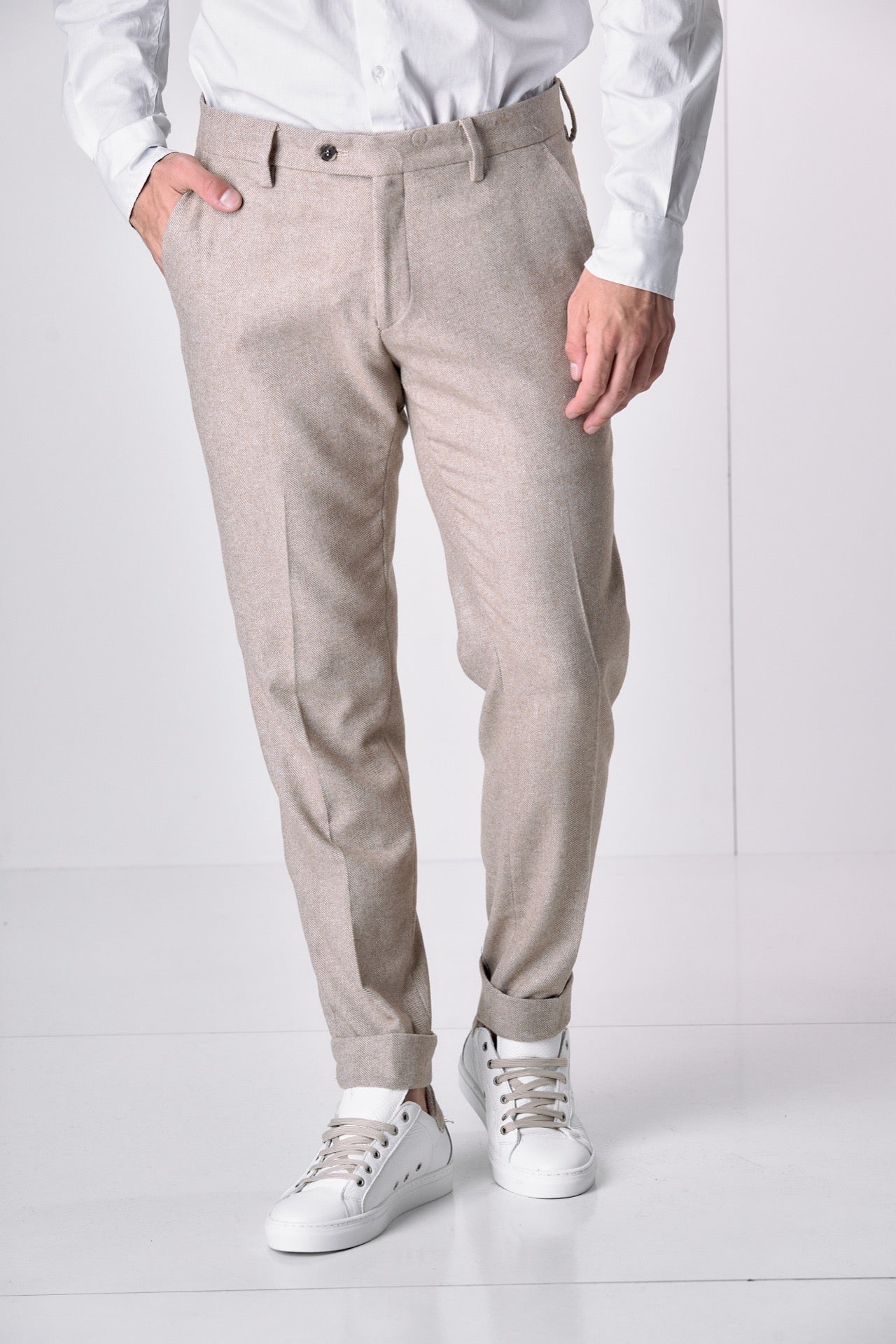 Pantalone Alta Sartoria Slim Spigato Sabbia con interni in tessuto V2