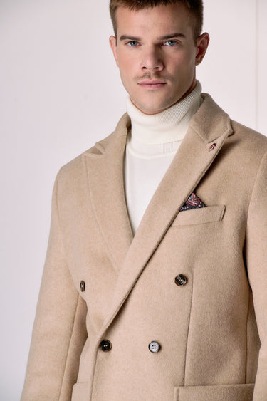 Cappotto Doppiopetto Sartoriale in lana Cammello con pochette e fodera interna in Tessuto V2