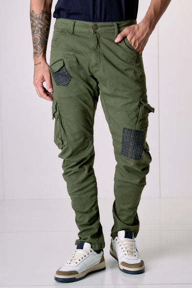 TEXAS - Slim Cargo Pants in Military Green with Patchwork in V2 Fabric